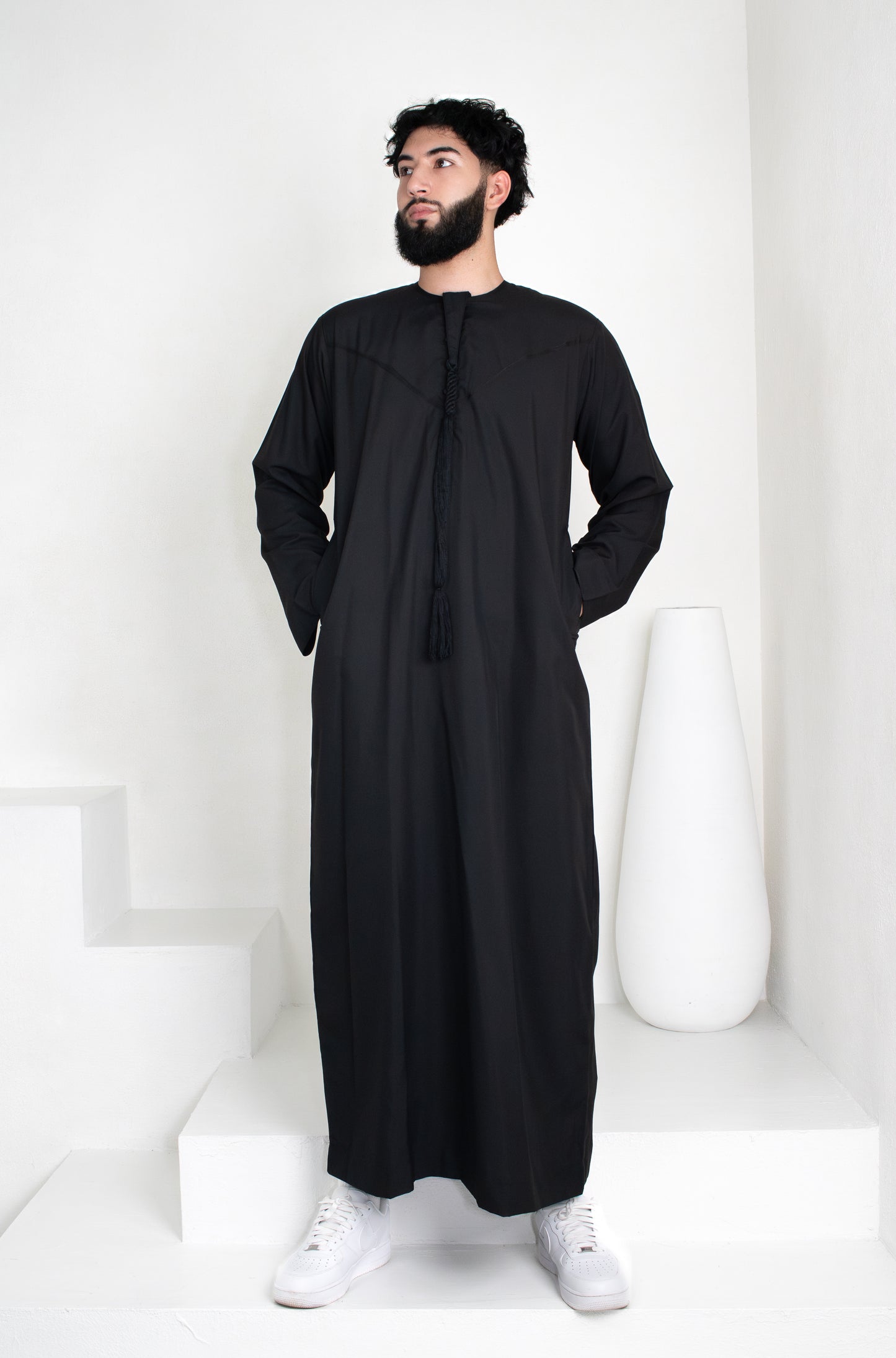 Premium Emirati Thobe: Black