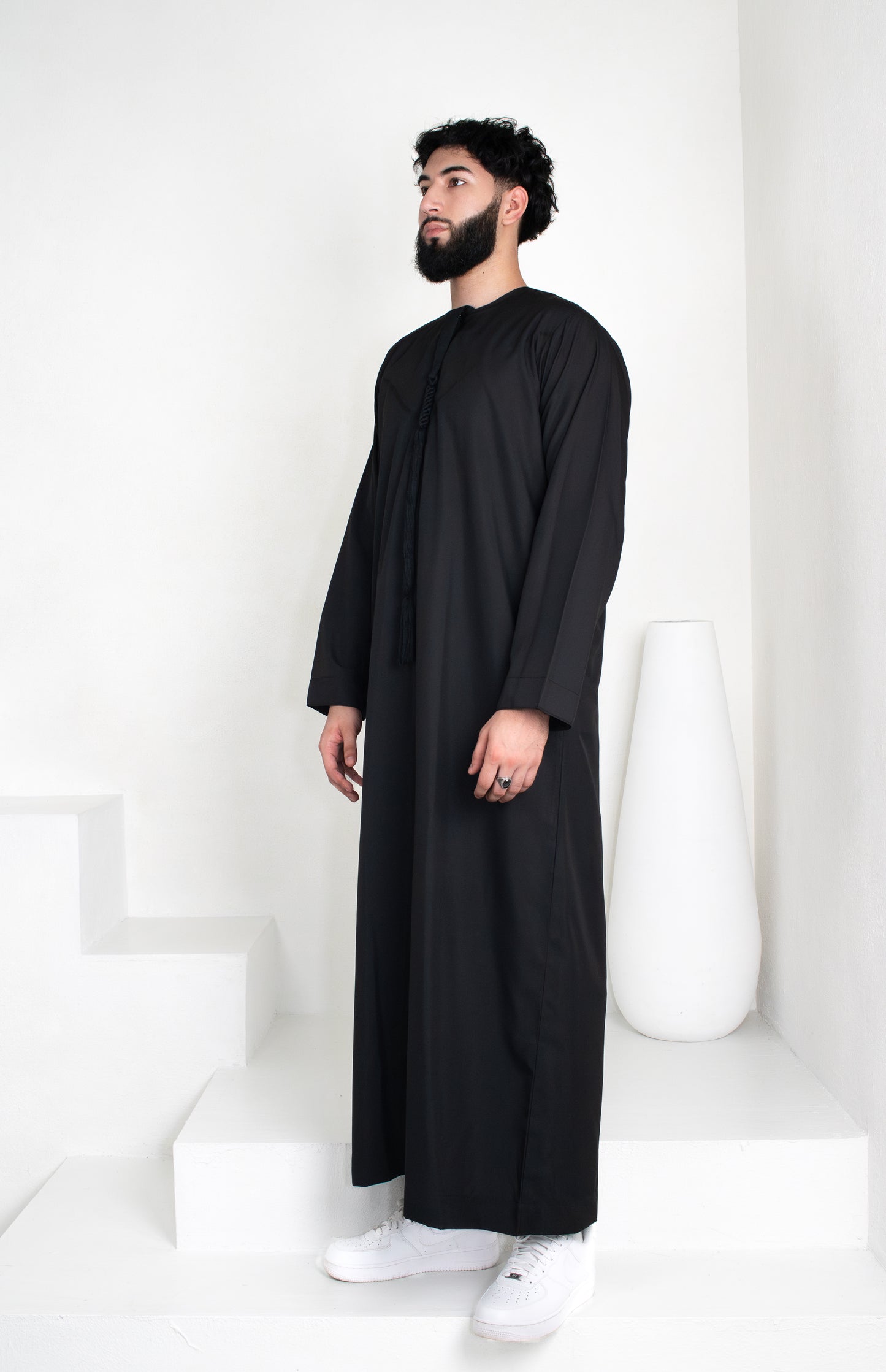 Premium Emirati Thobe: Black