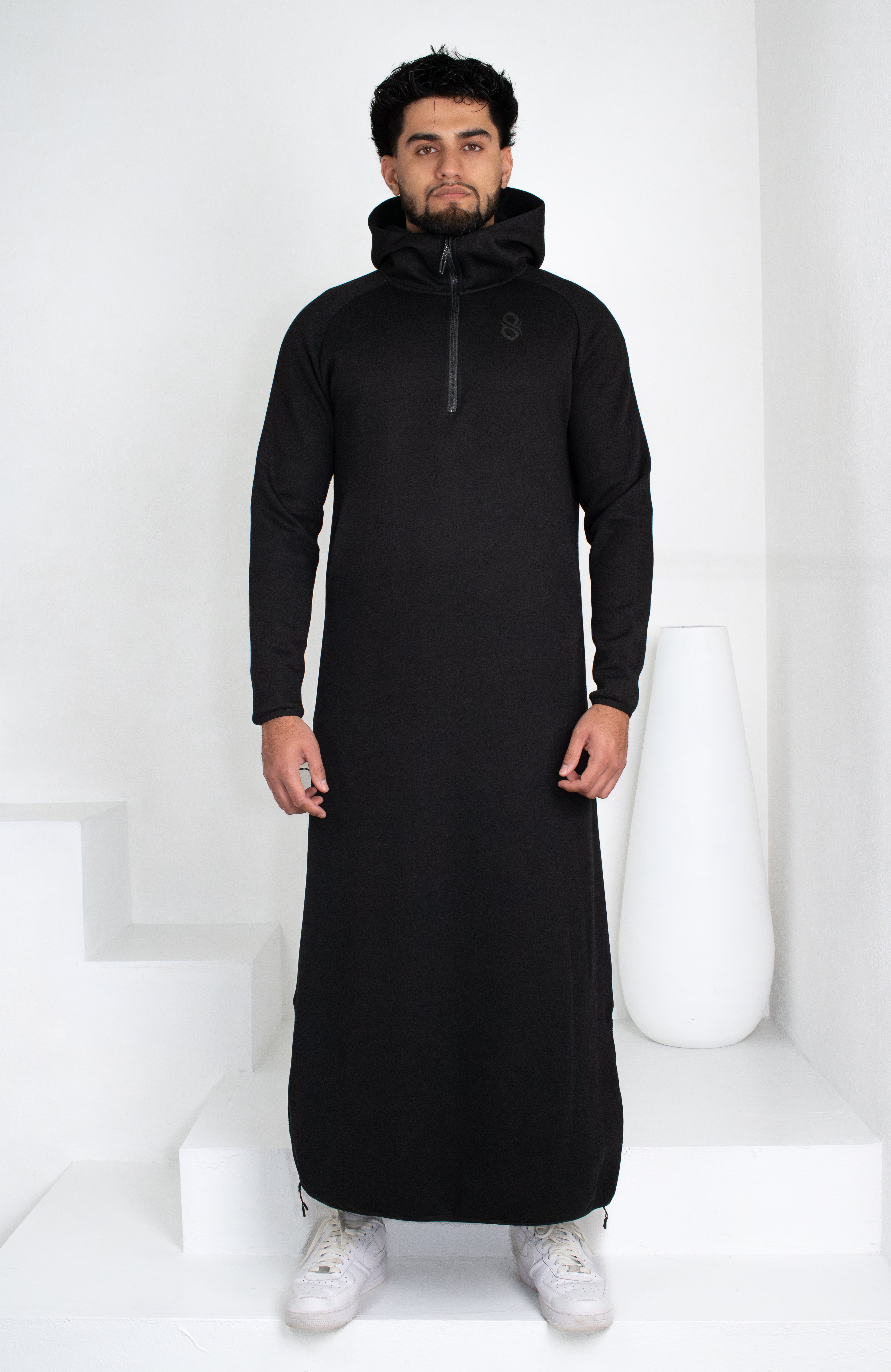 Thobe Rack Elite Fleece Thobe: Space Black – SHURA