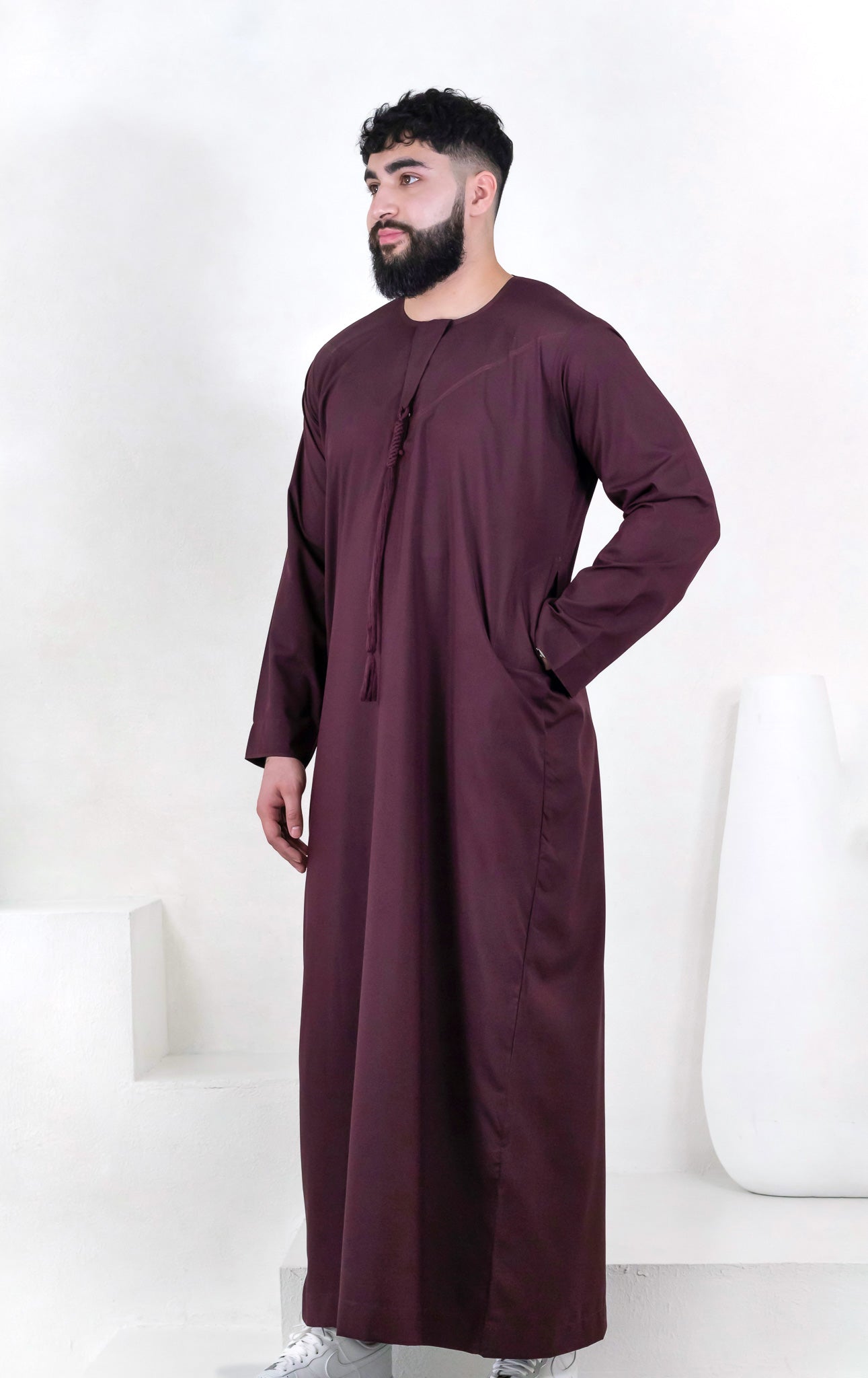 Premium Emirati Thobe: Burgundy